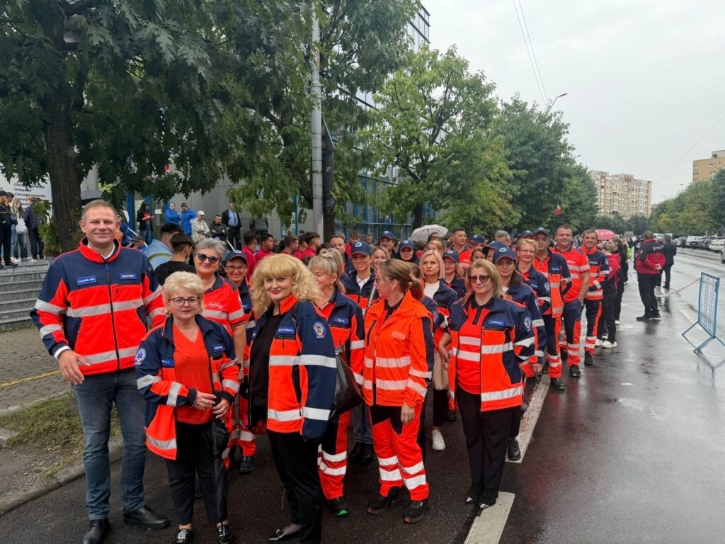 Serviciul de Ambulanță Județean Maramureș, prezent la Parada Castanelor 2025